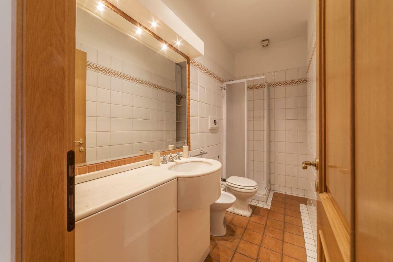 Piazza Di Spagna Stylish Flat Рим Экстерьер фото